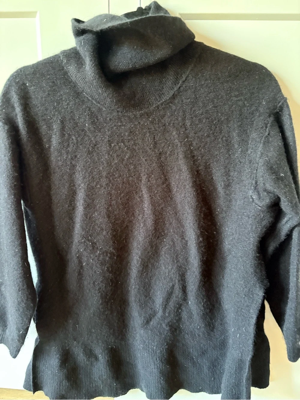 Free People We the Free 100% cashmere turtleneck sweater black Small